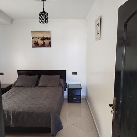 Apartment Corniche Ksar Sgher กัซซาร์ เอส สคีร์ ภายนอก รูปภาพ